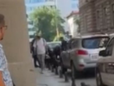 Drama ispred suda: Optuženi za ubistvo pokušao pobjeći