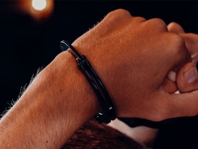 Uperio pištolj i opljačkao radnicu kladionice, predložen mu pritvor