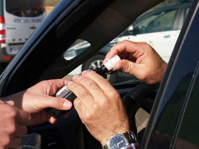 U kafani u Prnjavoru izvadio pištolj, pa naduvao dva promila