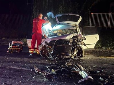 Težak udes kod Žepča, Hitna odvezla dvije osobe