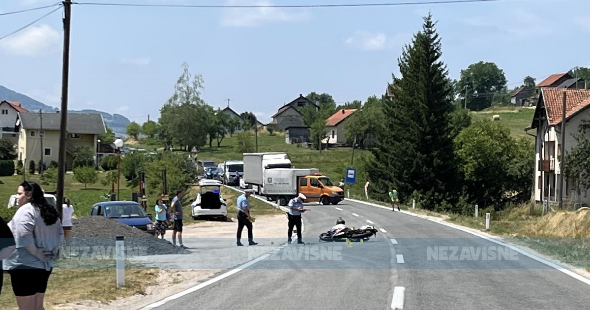 Udes kod Mrkonjić Grada, motociklistu odvezla Hitna