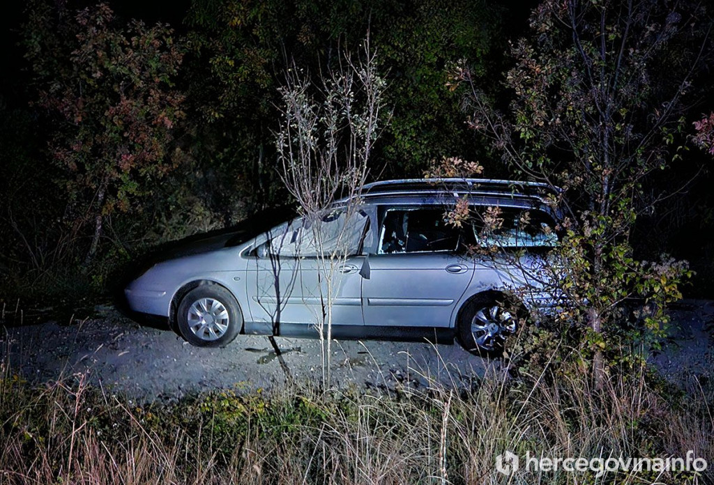 Nekoliko migranata pronađeno uz cestu Široki-Mostar, krili se u automobilu