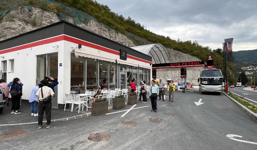 Naoružani maskirani muškarac opljačkao pumpu u Konjicu