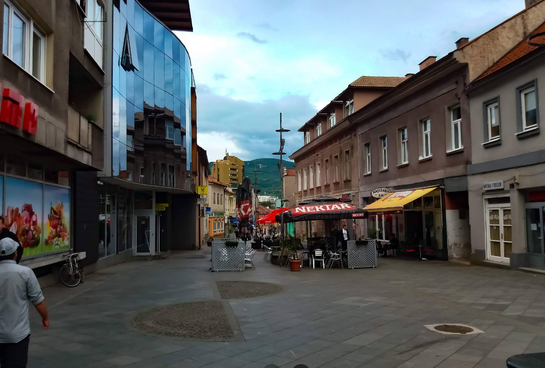 Zeničanin u kafani uboden nožem u grudi, napadač uhapšen nakon bjekstva