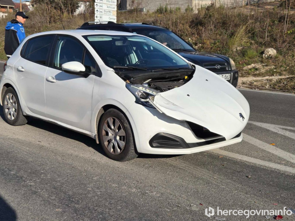 Sudar vozila izazvao gužve u Mostaru